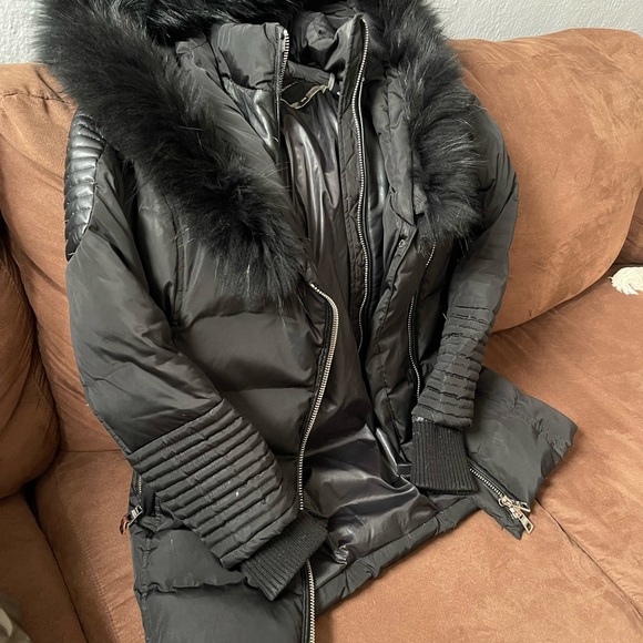 Nicole Benisti coat! this is a one of a kind all black with real fur . - Picture 2 of 8